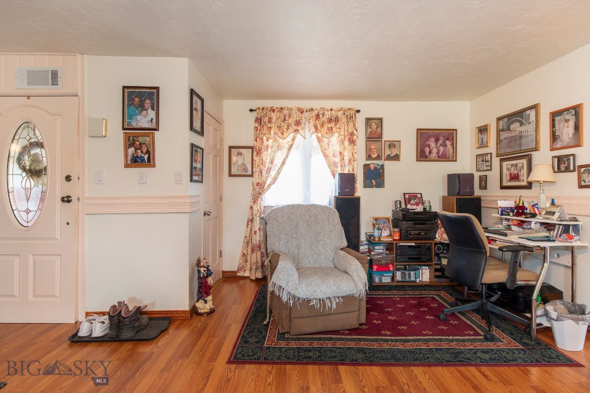 Shining Mountain Unit II - Residential