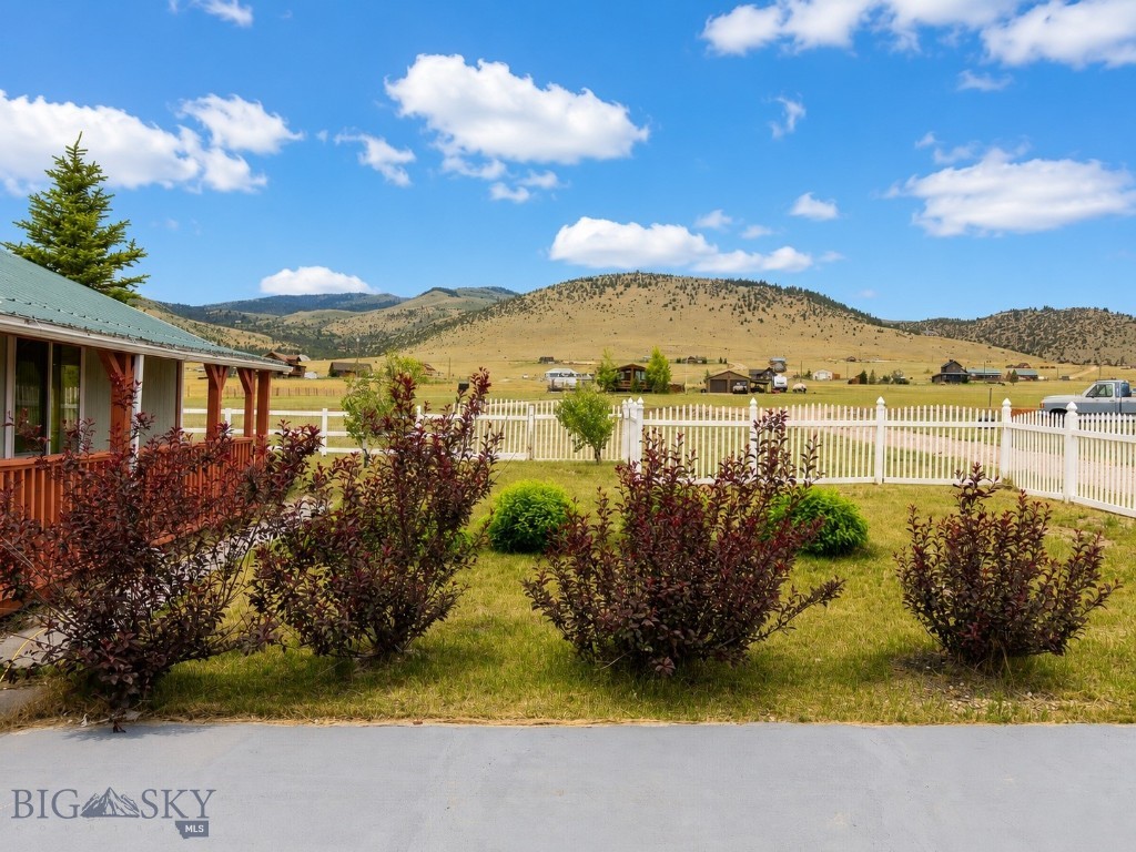 Shining Mountain Unit II - Residential