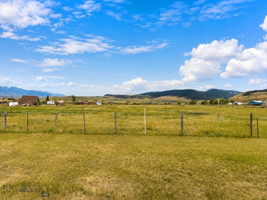 Shining Mountain Unit II - Residential