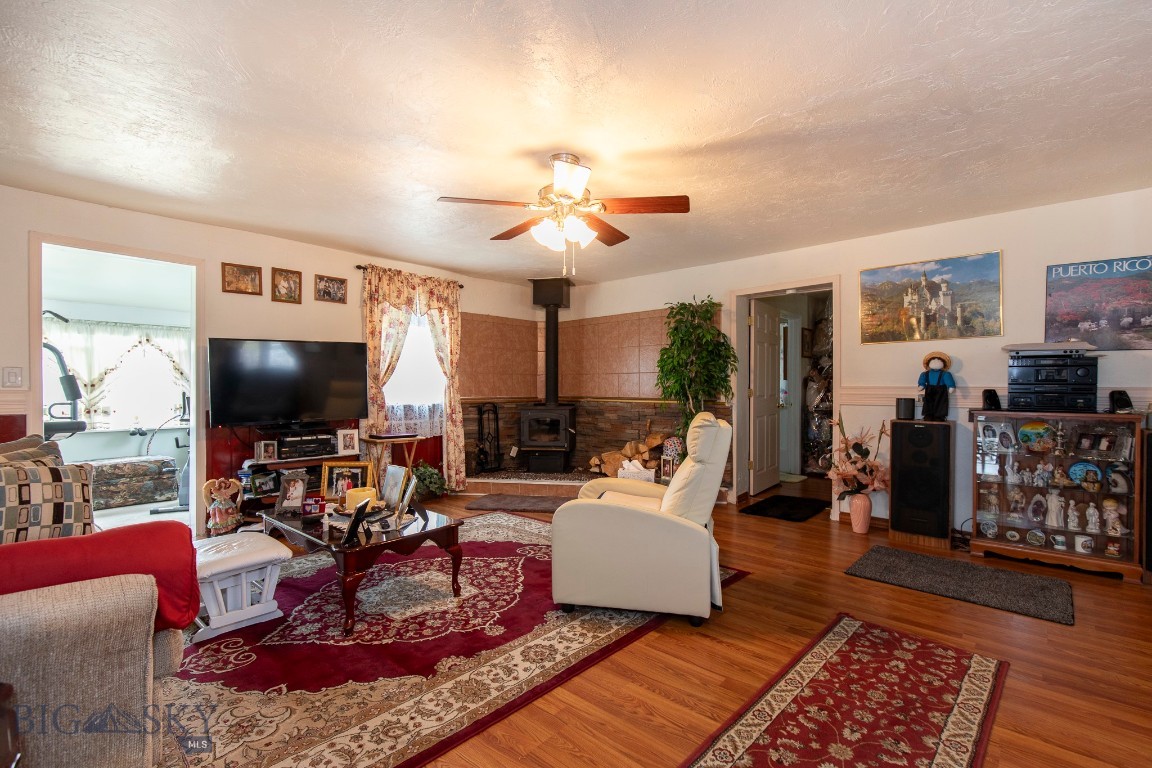Shining Mountain Unit II - Residential