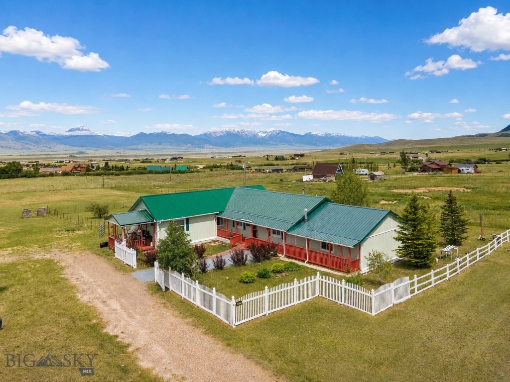 Shining Mountain Unit II - Residential