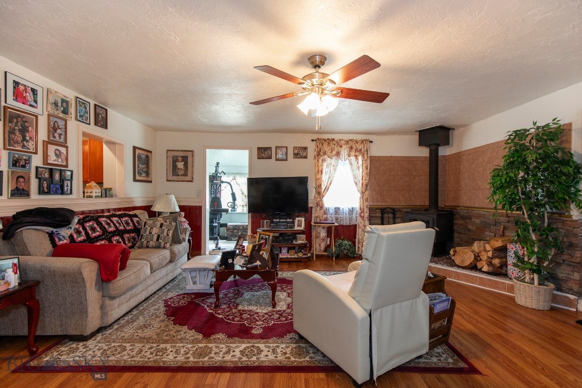 Shining Mountain Unit II - Residential