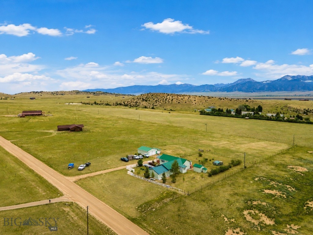 Shining Mountain Unit II - Residential