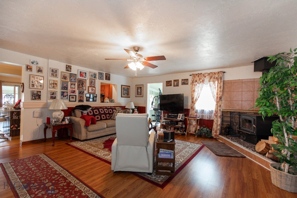 Shining Mountain Unit II - Residential