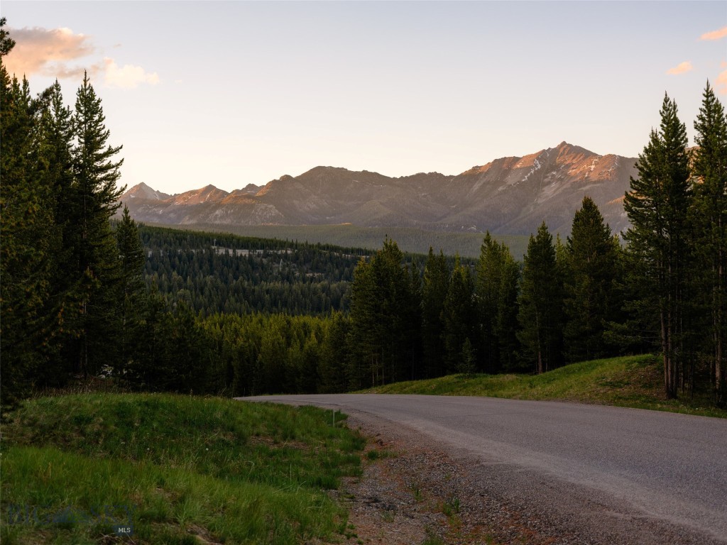 Ranches Neighborhood - Land