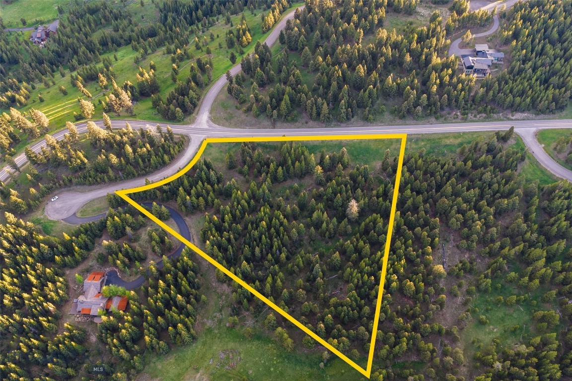Ranches Neighborhood - Land