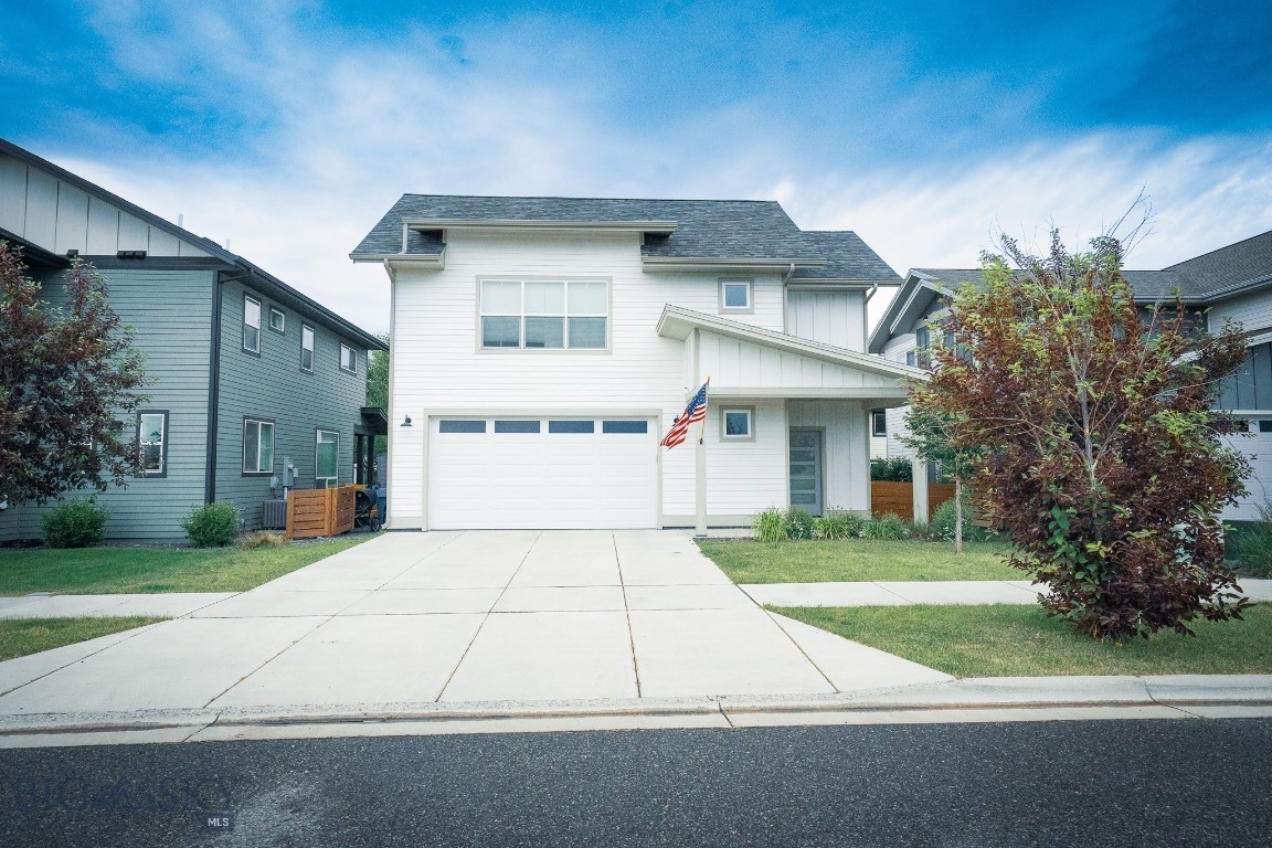 The Lakes at Valley West - Residential