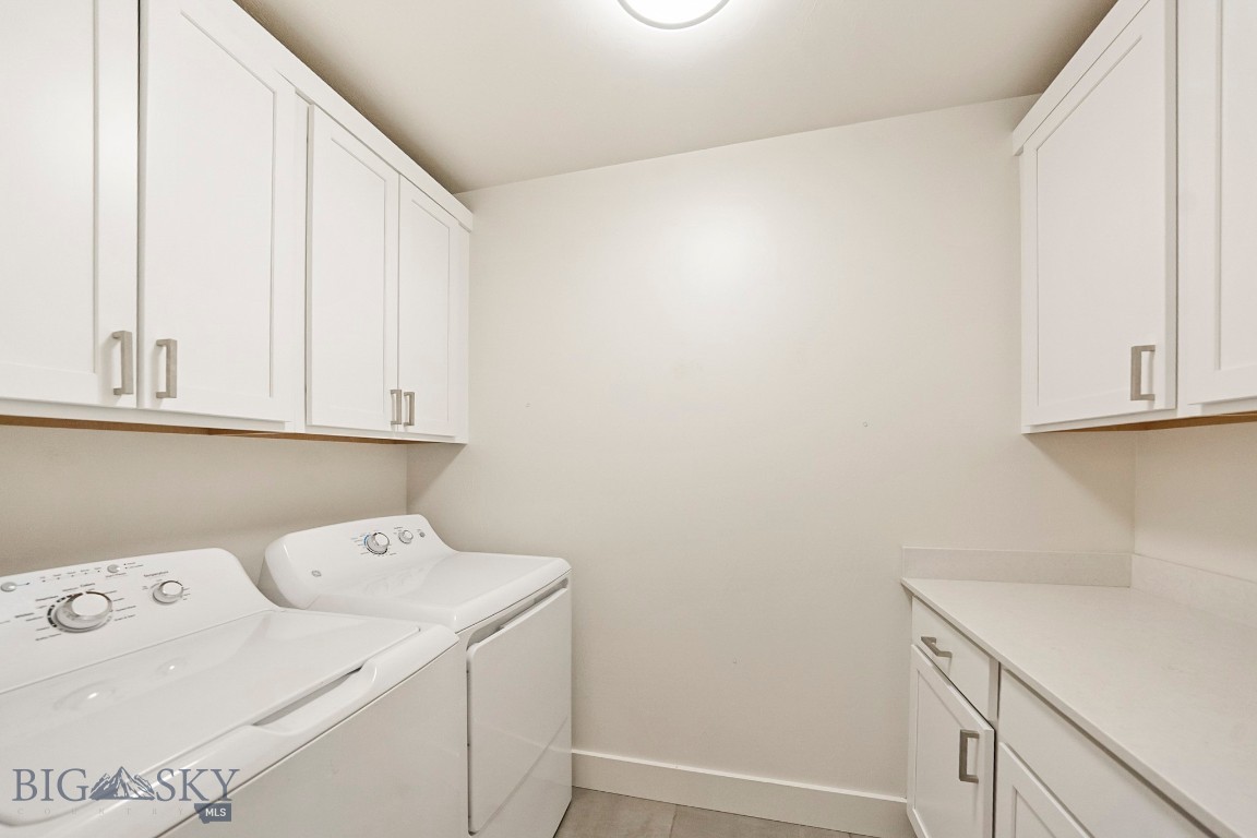 The Lakes at Valley West - Residential
