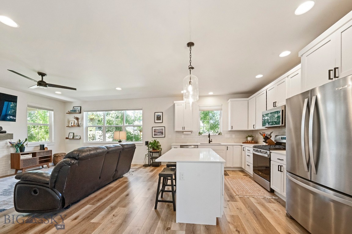 The Lakes at Valley West - Residential