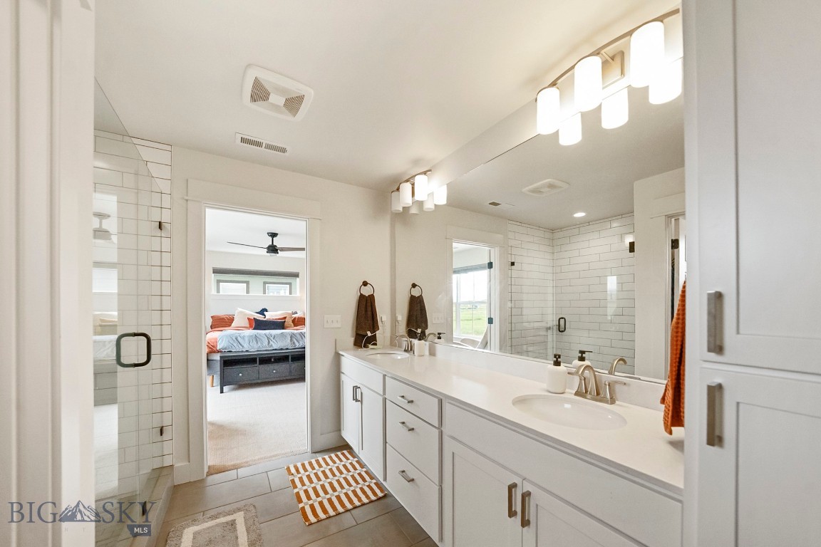 The Lakes at Valley West - Residential