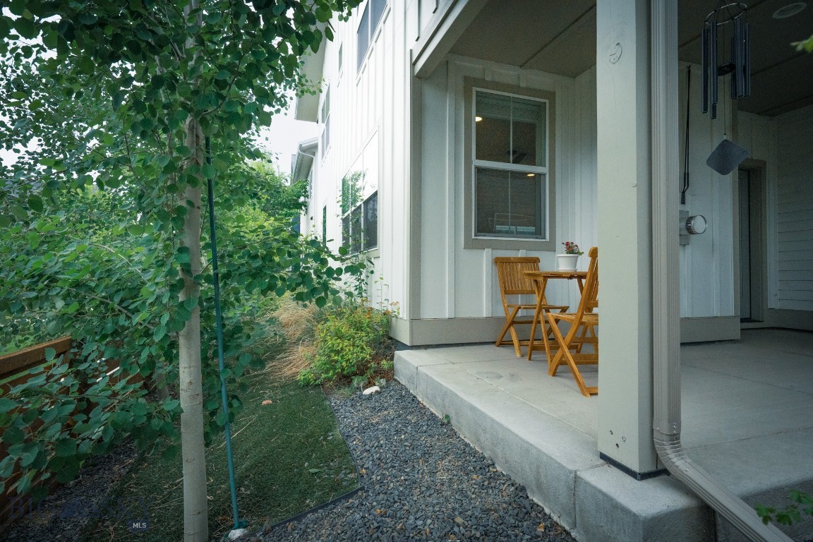 The Lakes at Valley West - Residential