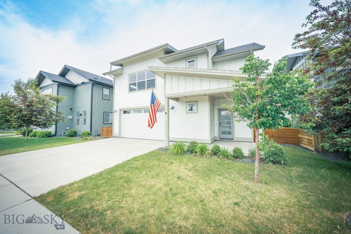 The Lakes at Valley West - Residential