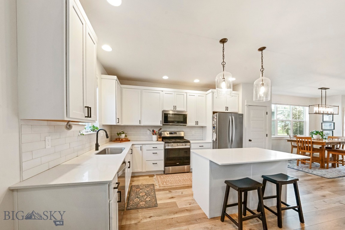 The Lakes at Valley West - Residential