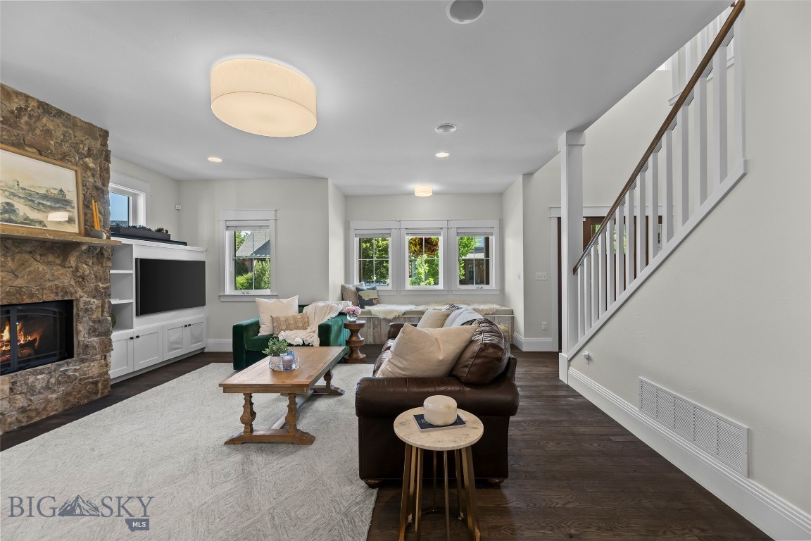 Valley West - Residential