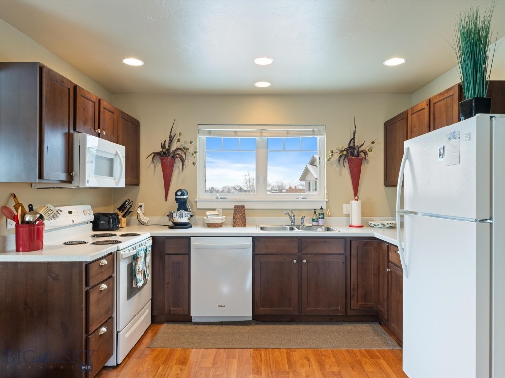 Valley West - Residential