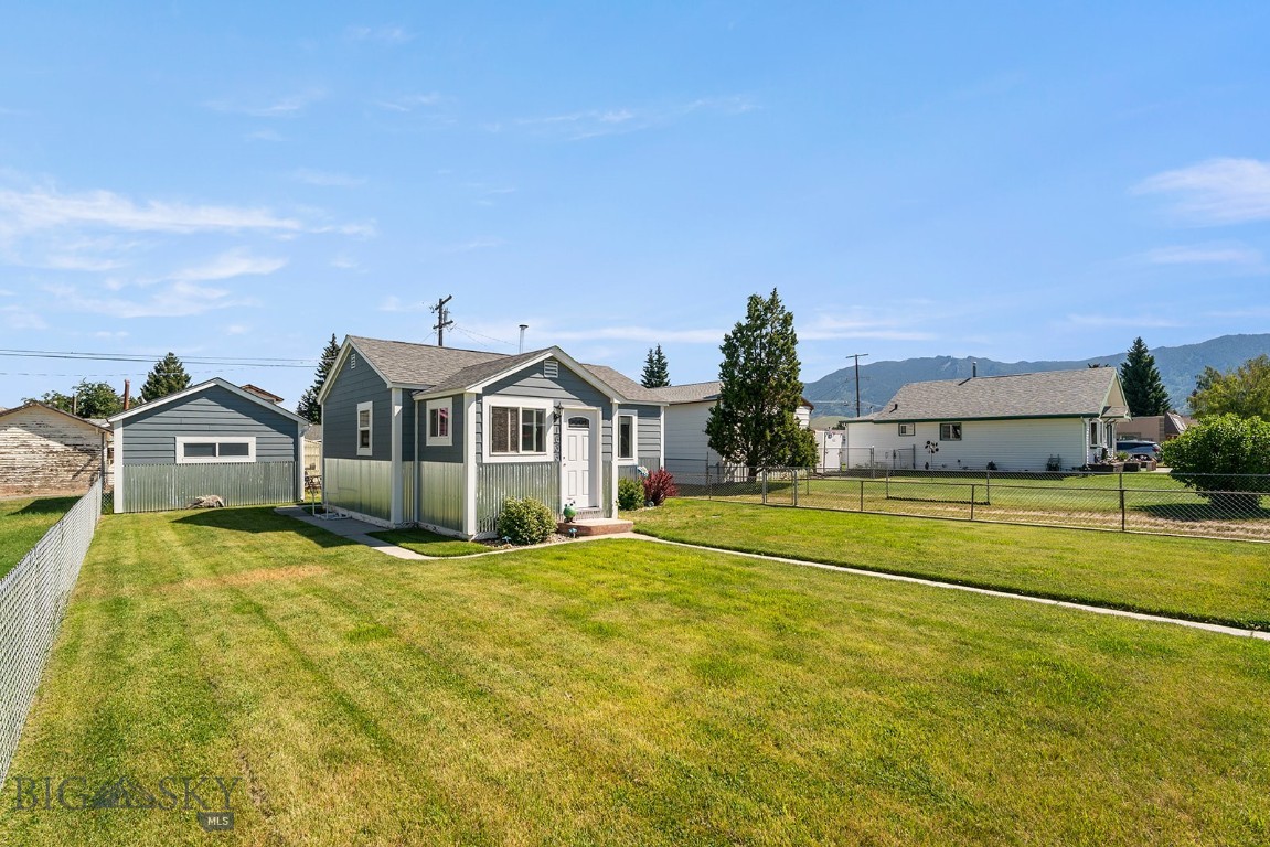 Bellevue Addition Butte - Residential
