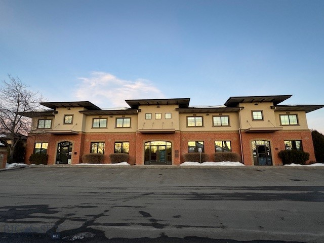 Convenient location in busy office park just off North 19th Ave.  This second floor office space features 8 individual offices, each with a window to bring in natural light. There are also built in work stations with built in separation walls for additional work space.  Nice kitchenette area with full sized fridge.  Spacious waiting area, and conference room with access to private patio.  Common area restrooms are just down the hall.  The previous user was medical, so would work very well for a medical user.