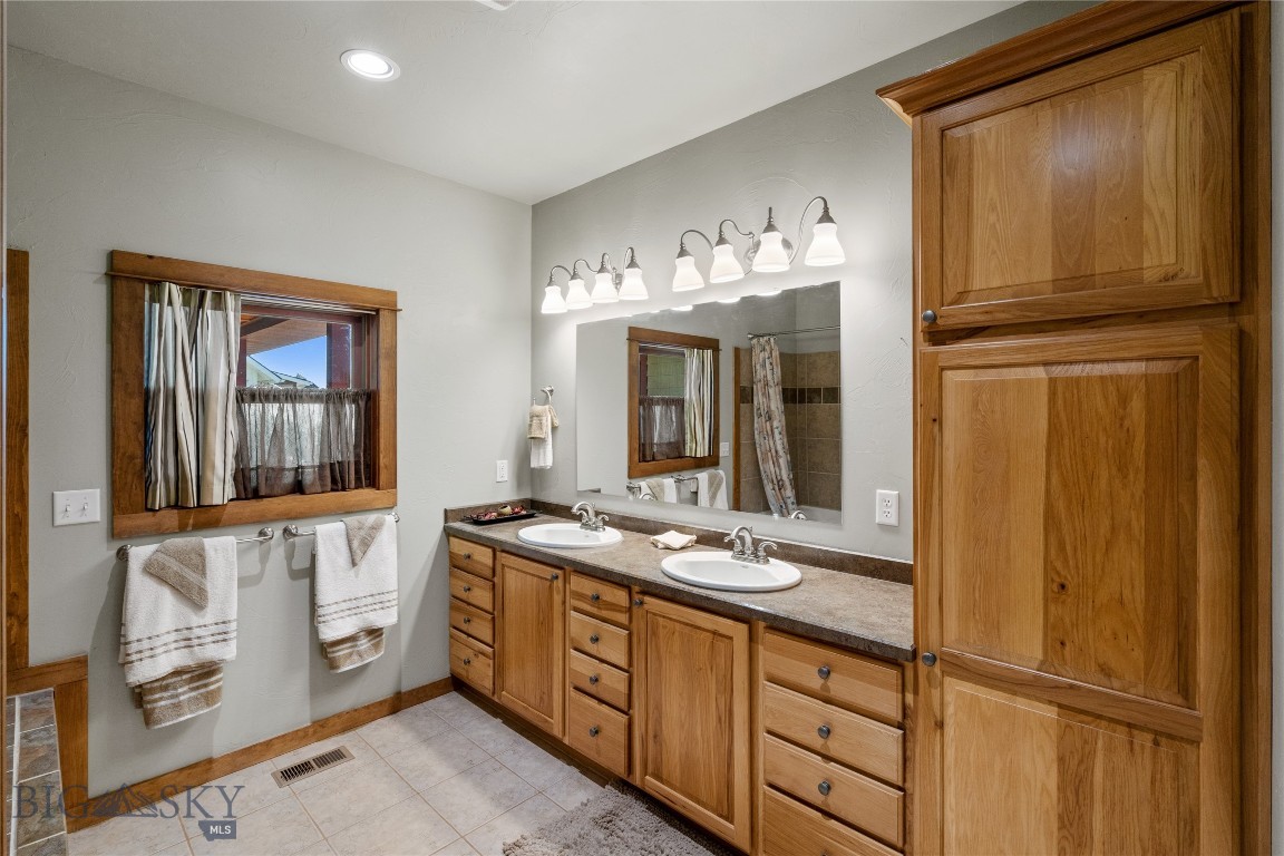 Churchill North - Residential