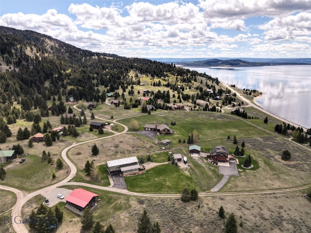 Hebgen Lake - Land