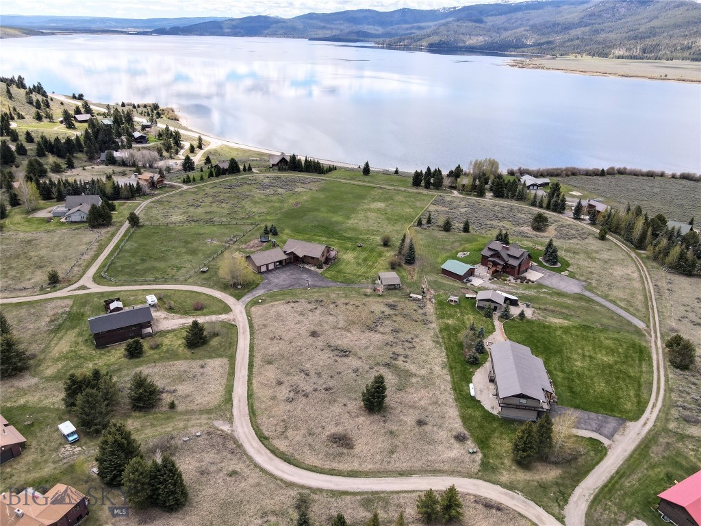 Hebgen Lake - Land