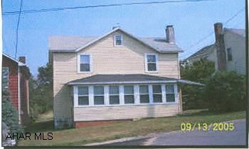 WELL MAINTAINED HOME, NEW CARPET, NEWER WINDOWS, MOVE IN CONDITION, 2 SUNROOMS W/ HEAT WELL MAINTAINEDHOME 3 BEDROOMS, 1 BATH, NEW CARPET, 2 SUNROOMS W/ HEAT, OIL HW HEAT, NICE GARAGE