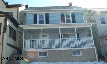 Completely Remodeled!! Pergo Floors and New Roof!