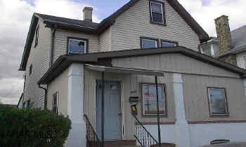 2 UNITS WITH 2 BEDROOMS EACH. 1ST FLLOR USES TWO CAR GARAGE. IF YOU'RE LOOKING FOR A DUPLEX WITH A GARAGE THIS IS IT! NEAR PENN STATE CAMPUS & JUNIATA RR CAR SHOPS. CONVENIENT AND EFFICIENT. CALL DARLA 696-1227 OR 934-4663.