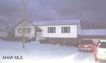 Spacious 3 BR, 3 bath, finished basement, lovely level lot. Home has been maintained throughout. spacious  rooms, lots of closet space. Spacious 3 BR, 3 bath, finished basement, lovely level lot. Home has been maintained throughout. spacious  rooms, lots of closet space.