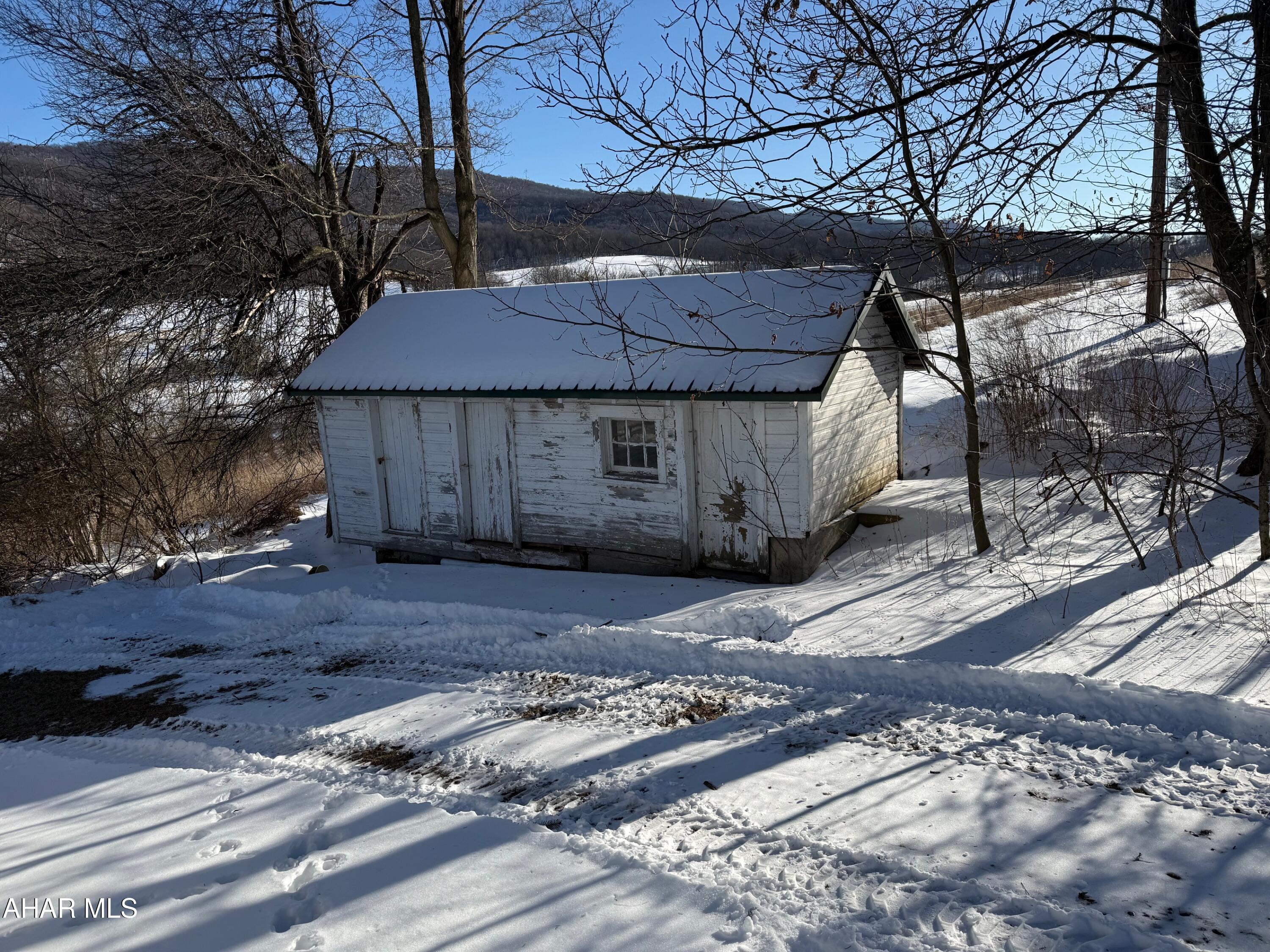 Unknown - Farm