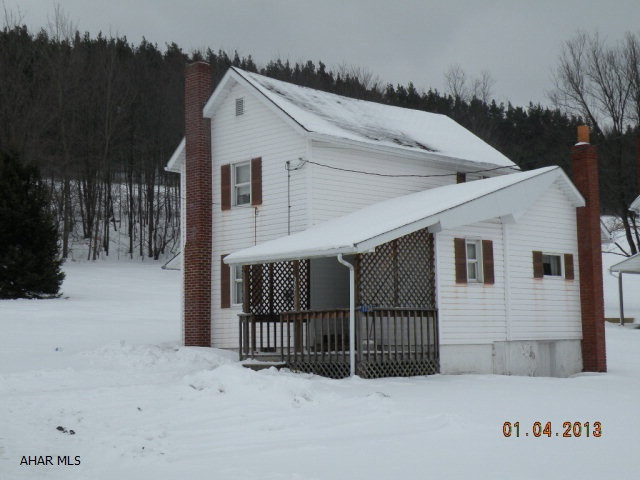 Cute starter home, 3BR, 1 bath & shed
