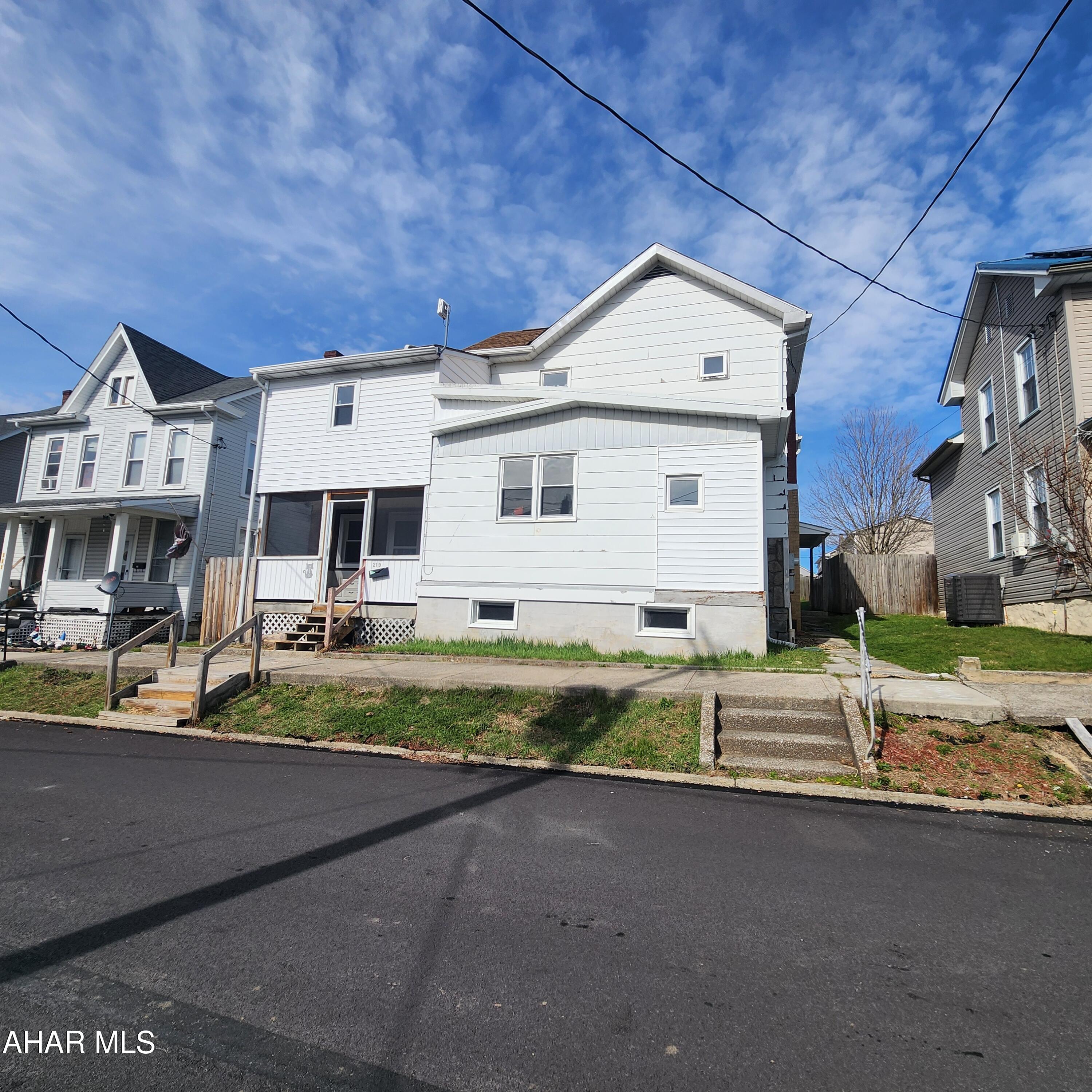 Great opportunity to add to your rental portfolio or a home to remodel. This four bedroom 2 bathroom home in Roaring Spring has tons of potential. The main floor offers a kitchen, dining room, living room, full bathroom, den/office, and covered front porch. The second floor offers four nicely-sized bedrooms and a full bathroom with laundry hookups. The backyard has a nice space and patio. The detached garage is great for storage and hobbies. Off-street parking in the rear is an added bonus. Property  has had new windows installed throughout. Call listing agent for your tour.