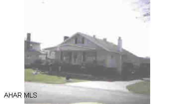 Lovely rancher in garden heights. Good mechanics, newer siding, furnance and central air. Large lot. Lovely rancher in garden heights. Good mechanics, newer siding, furnance and central air. Large lot.