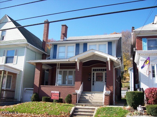 Very nice brick 2-story with 4 BR, newer oak kitchen with appliances.  Natural wood trim, hardwood floors, most windows have been replaced, fenced yard, newer furnace and roof.  Crown moulding in LR and DR. Fireplace.  Laundry chute to basement.