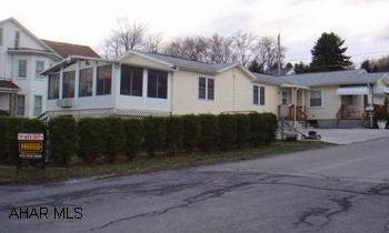 One story home in Pleasant Valley area. Great location, 3BR, 3BA home with sunroom, fenced yard and central air. One story home in Pleasant Valley area. Great location, 3BR, 3BA home with sunroom, fenced yard and central air.