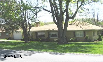 CARSON VALLEY ROAD. 1 STORY BRICK WITH HARDWOOD FLOORS, 4 BEDROOMS, 2.5 BATHS, MUD/LAUNDRY ROOM. OHW HEAT, INGROUND POOL WITH BATH HOUSE. PAVILION FOR PICNICS. ALL ON 1 ACRE. CALL SUSAN 935-8252. CARSON VALLEY ROAD. 1 STORY BRICK WITH HARDWOOD FLOORS. 4 BEDROOMS, 2.5 BATHS, MULD/LAUNDRY ROOM. OHW HEAT. INGROUND POOL WITH BATH HOUSE. PAVILION FOR PICNICS. ON 1 ACRE. CALL SUSAN 935-8252.