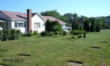 Colver - 3 BR aluminum sided ranch home w/ 2 car attached garage. Large eat-in kitchen. Extra lot to build on included! 227 Second Street, Colver - 3 BR aluminum sided ranch home w/ 2 car attached garage. Large eat-in kitchen. Extra lot to build on included!
