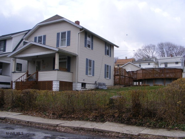 Nice 3 bedroom home with Central Air and 60x120 lot.  Hardwood floors, 1 car garage currently used as a workshop.