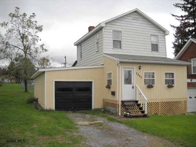 totally remodeled 2 bedroom home in Cresson Twp. new hardwood floors and large bedrooms. This home is a must see! Priced to Sell!!