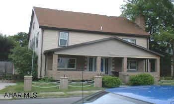 SUPERIOR QUALITY HOME NEAR CAMPUS. TOTALLY REBUILT INTERIOR, NEW FURNACE, 5 BR, 3 BATH. OAK KITCHEN, BUILT-INS. STUDENT RENTAL. 3 AT $275 EACH PLUS ALL UTILITIES, EXCEPT W/S. SUPER FOR GROWING FAMILY. OFF STREET PARKING.