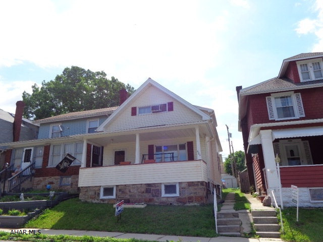 Adorable and affordable 3 bedroom move in condition. 1st Floor bonus room, nice fenced in yard, motivated sellers!New bathroom vanity and flooring. New kitchen stove.