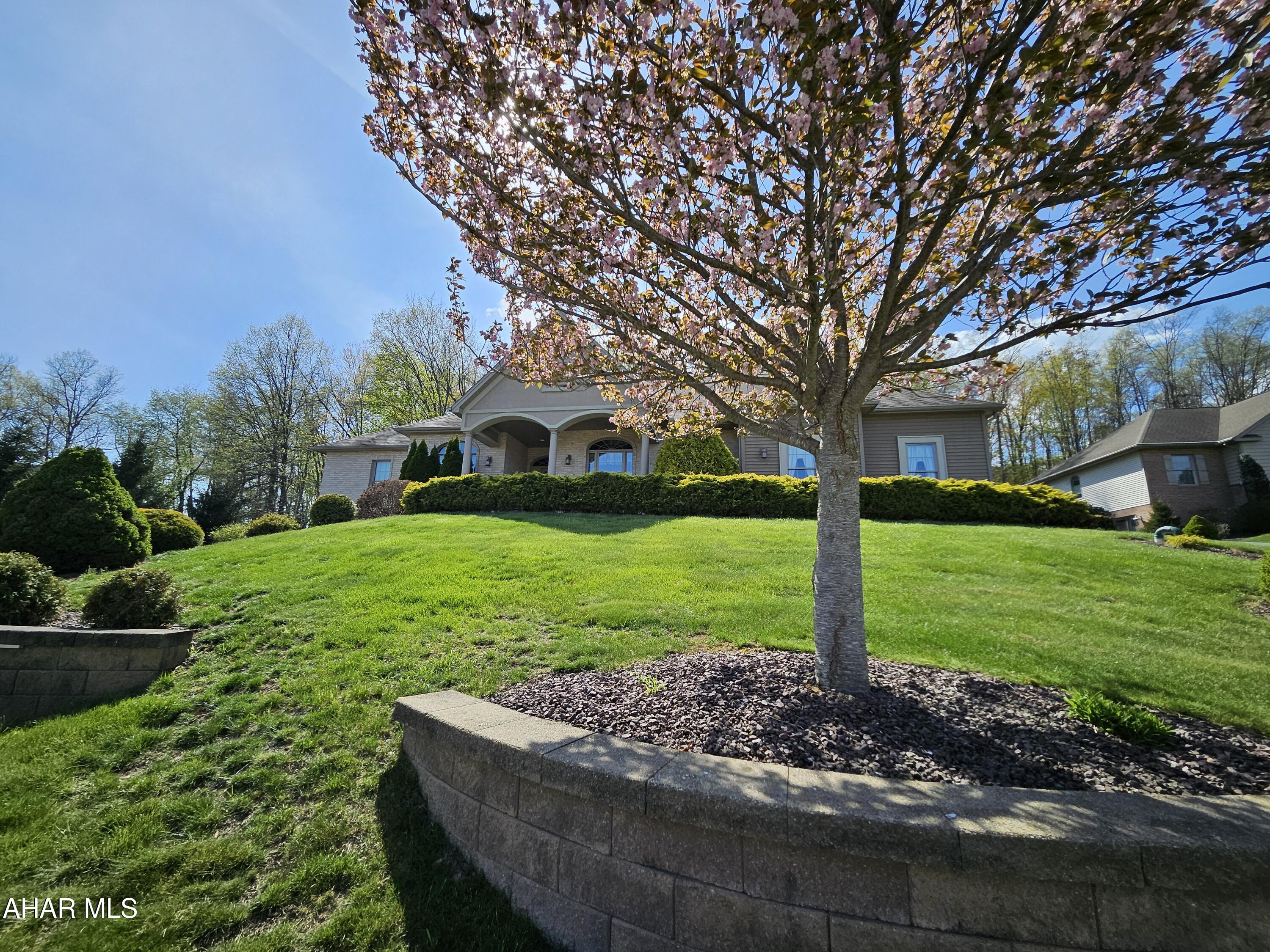 Fox Hollow - Residential