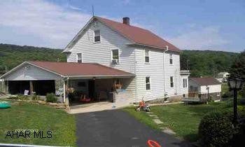 Well maintained 2  story home with gas fireplace. Beautiful hard wood floors & Calif redwood tongue & groove beamed ceiling in LR. First floor den/office w/ corner windows. Fenced yard, concrete covered patio-- great for cook outs!  Call Pat  or Scott Well maintained 2  story home with gas fireplace. Beautiful hard wood floors & Calif redwood tongue & groove beamed ceiling in LR. First floor den/office w/ corner windows. Fenced yard, concrete covered patio--  Great for cook outs! Call Pat  or Scott at 471-2782