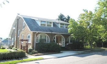 Beautiful 4 BR, 2.5 BA brick home! Original woodwork, large lot w/in-ground pool & duplex. Duplex income is $910 per month. Don't miss out! Call Kerry for more details 932-4616. Beautiful 4 BR, 2.5 BA brick home! Original woodwork, large lot w/in-ground pool & duplex. Duplex income is $910 per month. Don't miss out! Call Kerry for more details 932-4616.