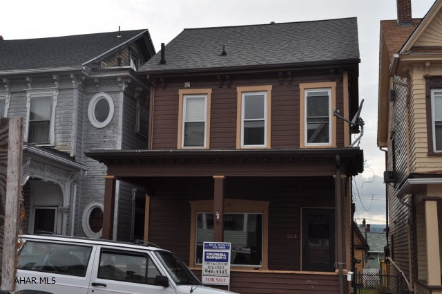 3 bedroom 1 bath  home has all the ingredients for a profitable investment property or 1st home. newer roof + replacement windows + high efficiency gas furnace + updated electric + basement with shower = a smart buy ( Investors or first time buyers should check this one out.)