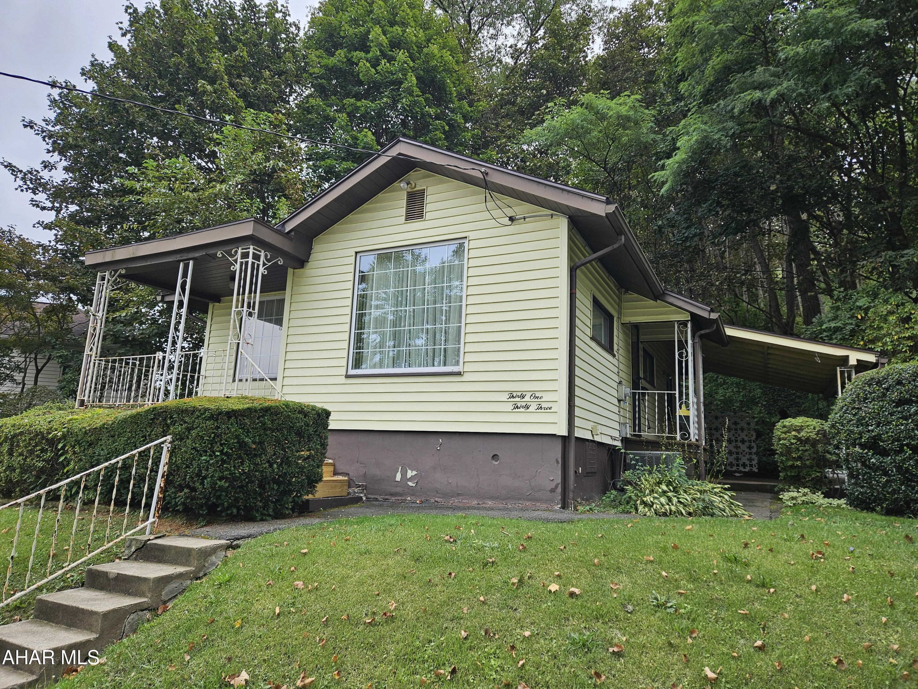 One story living!  Laundry on the main floor, step in shower, nice sized kitchen, carport and covered patio.  Fantastic location and not in a flood zone.
