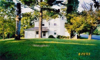 2-Story wood/frame house w/vinyl siding. Excellent location, country side, near Everett or Bedford and Hospital.