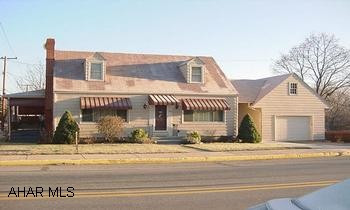 Low maintenance 1 and 1/2 story home with many updates, including newer windows, carpeting, kitchen flooring and updated baths.  Very nice hardwood flooring in bedrooms.  Convenient off-street parking with 1-car garage.   Appliances are included. Low maintenance 1 and 1/2 story with many updates, including newer windows, carpeting, kitchen flooring and updated baths.  Very nice hardwood flooring in bedrooms.  Convenient off-street parking with 1-car garage.  Appliances are included.*Mortgage contingency*