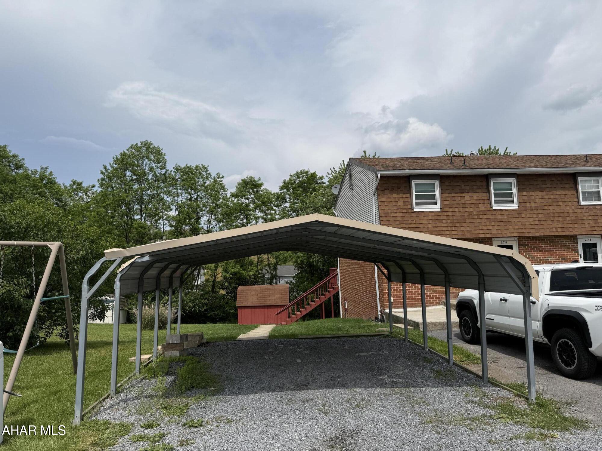 Maple Hollow - Residential