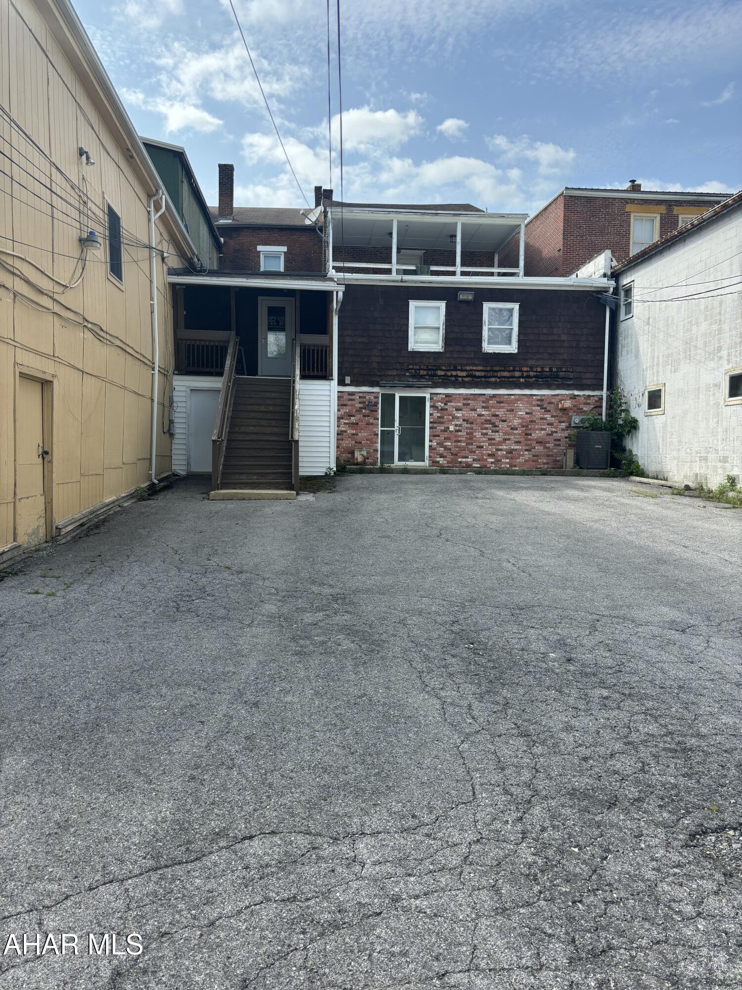 Hollidaysburg - Commercial Sale