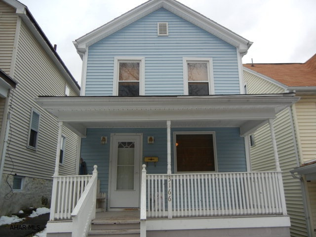 NICELY REMODELED, SOMEWHAT RUSTIC COZY 2 BEDROOM, 1 BATH HOME....LOTS OF NEW, INCLUDING KITCHEN, DRYWALL, CARPET, BATHROOM, ROOF, ETC.............OFF STREET PARKING AND FENCED IN YARD W/SHED.  VERY NICE FOR THE MONEY!!